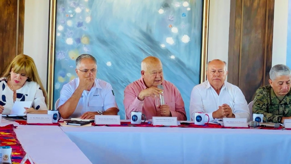 INSTALA GOBERNADOR DE #BCS COMISIÓN CONSULTIVA DEL #AEROPUERTO INTERNACIONAL DE #LORETO