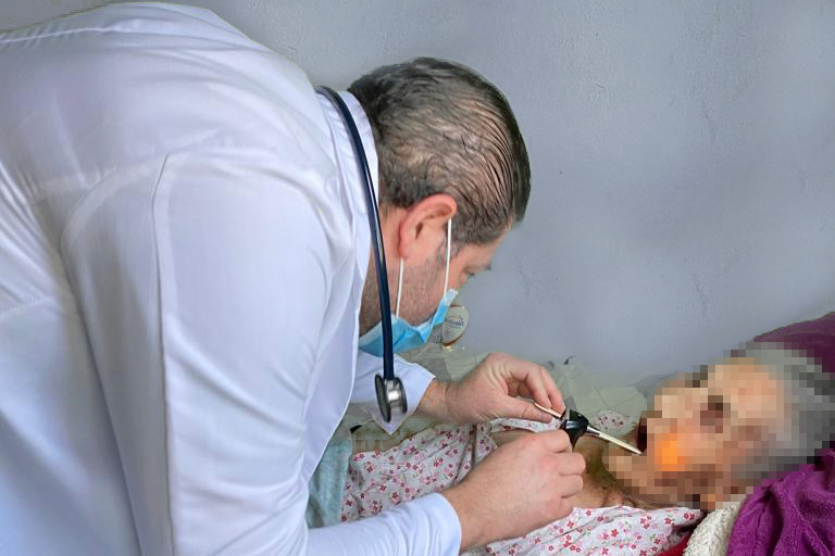 CONTINÚA SALUD CON VISITAS DOMICILIARIAS EN ADULTOS MAYORES