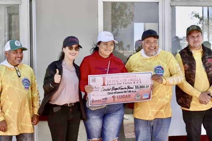 CELEBRAN MUJERES DE PUERTO SAN CARLOS EL DÍA ESTATAL DE LA PESCA DEPORTIVA