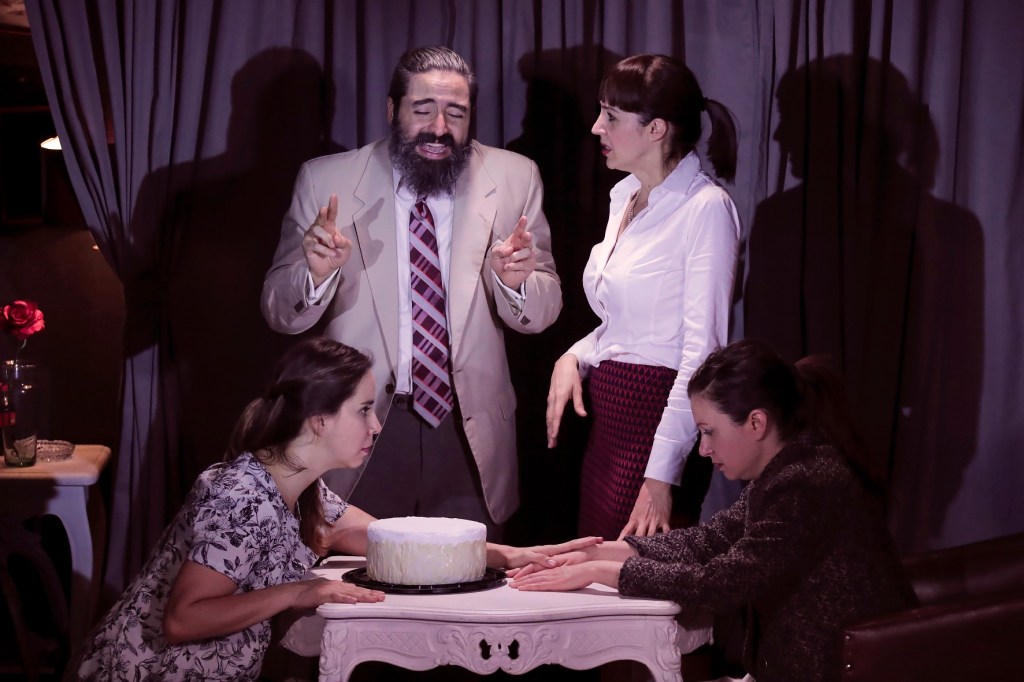 LLEGARÁ A BCS “VILLA DOLOROSA,TRES CUMPLEAÑOS FRUSTRADOS”