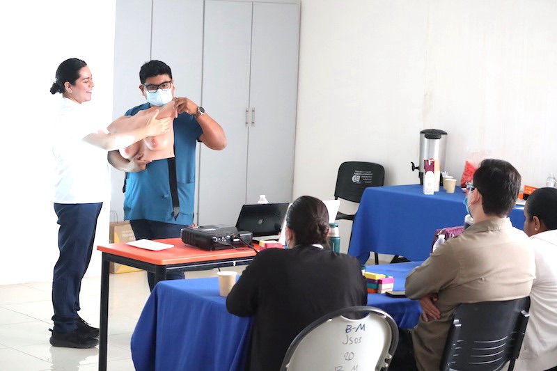 CAPACITAN A PERSONAL MÉDICO&nbsp;SOBRE PRUEBAS PARA DETECCIÓN DE CÁNCER DE&nbsp;MAMA