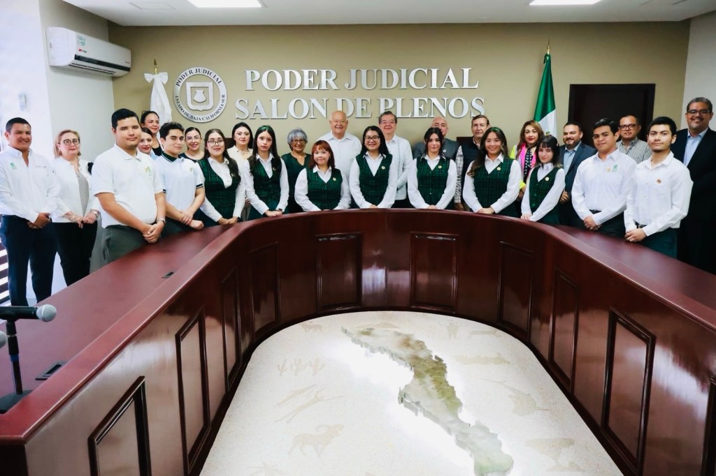 ASISTE GOBERNADOR A LA INSTALACIÓN DEL 1ER PLENO JUVENIL DEL TSJ Y DEL CONSEJO DE LA&nbsp;JUDICATURA