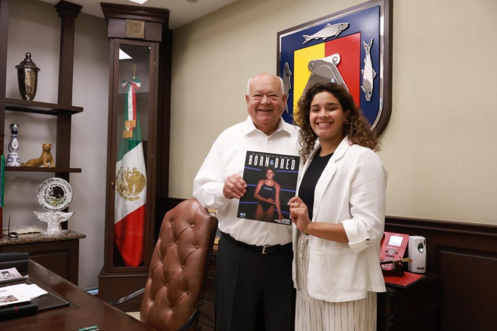 RECIBE GOBERNADOR #VMCC A CLAVADISTA ARANZA VÁZQUEZ