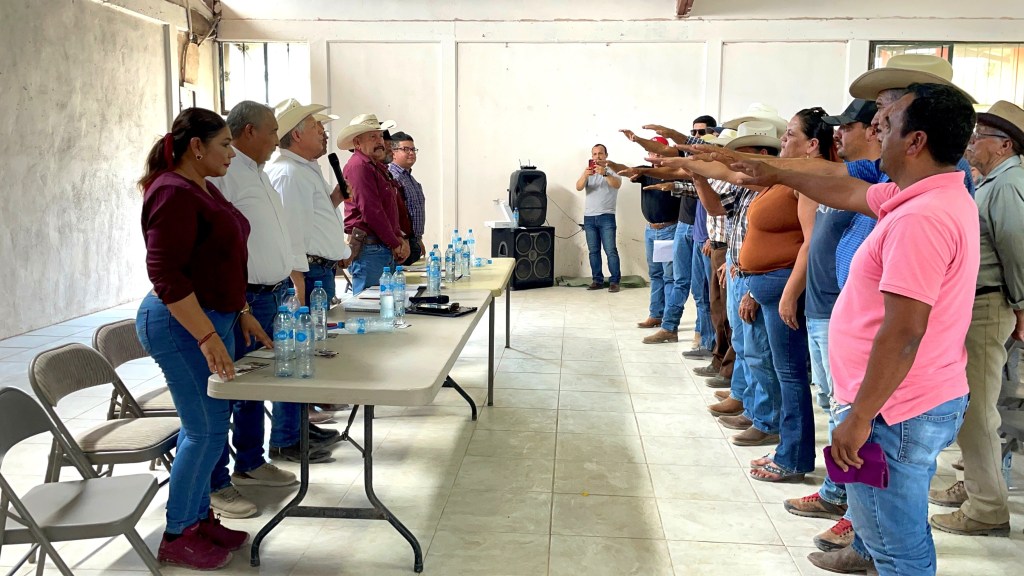 RENUEVAN MESA DIRECTIVA DE ASOCIACIÓN GANADERA ALFREDO V. BONFIL