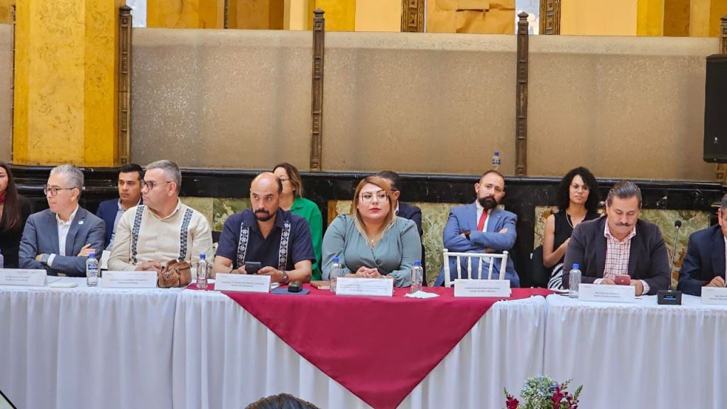 PARTICIPA TITULAR DE SEPUIMM EN SESIÓN NACIONAL DE MOVILIDAD.