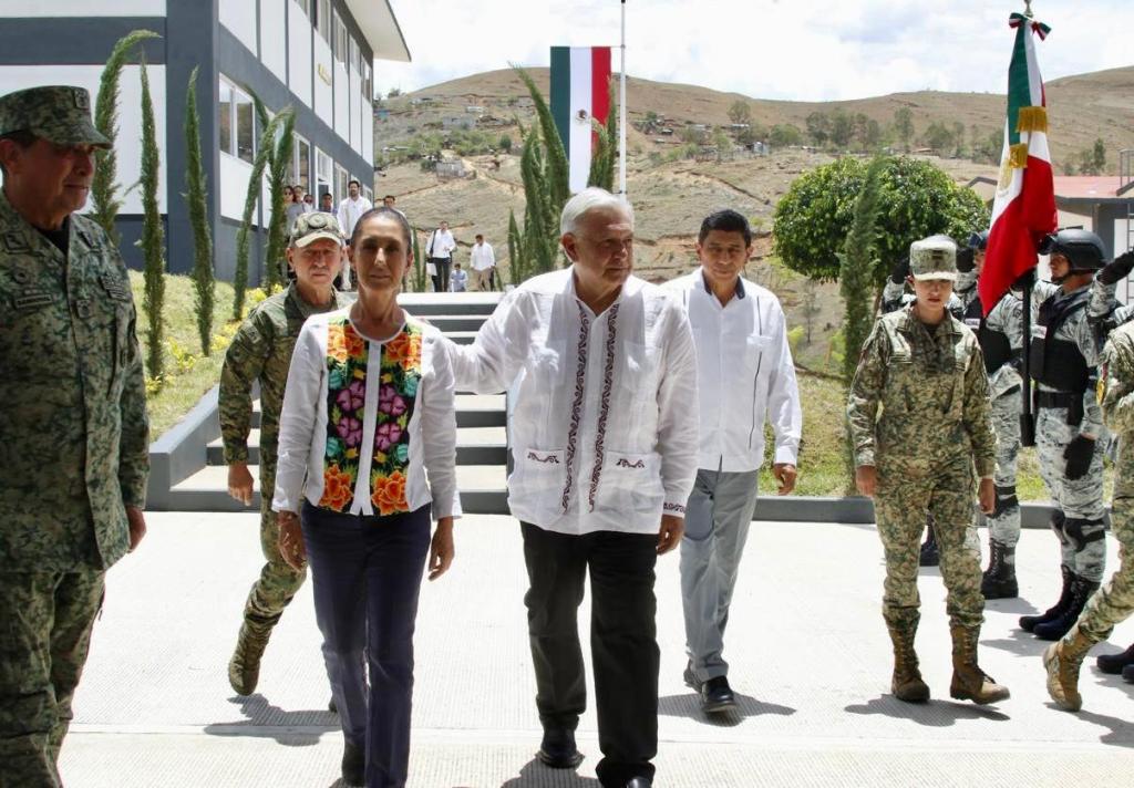 En Huatulco, presidente AMLO informa acciones de bienestar para Oaxaca