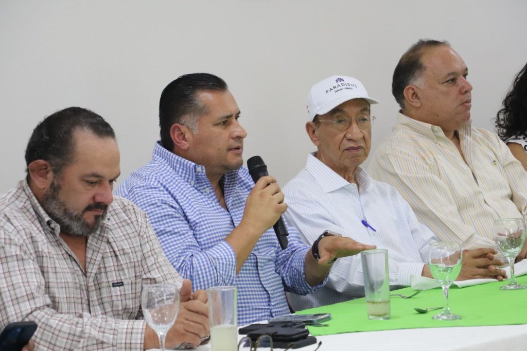 GOBIERNO ESTATAL TRABAJA CON TODOS LOS SECTORES SOCIALES PARA TRANSFORMAR BCS: SAÚL GONZÁLEZ