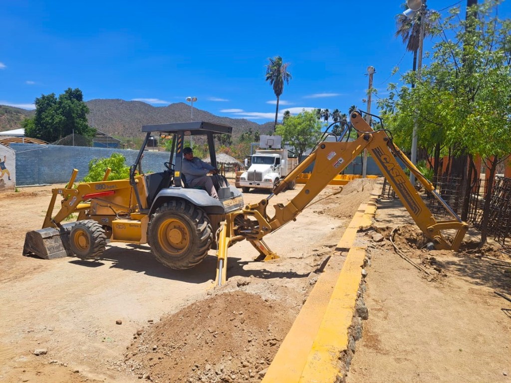 INICIA SEPUIMM CONSTRUCCIÓN DE TECHUMBRE EN SAN ANTONIO; EJERCEN 5 MDP