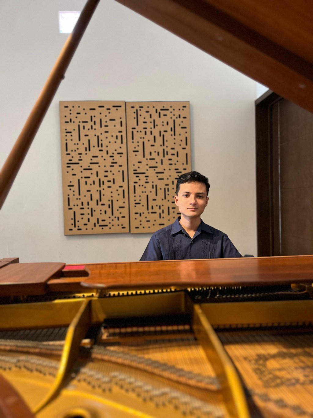 SUDCALIFORNIANO RICARDO ANTONIO MANCILLA OJEDA GANA CONCURSO INTERNACIONAL DE PIANO