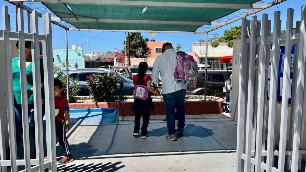 REGRESAN A LAS AULAS MÁS DE 150 MILESTUDIANTES DE NIVEL BÁSICO EN&nbsp;BCS