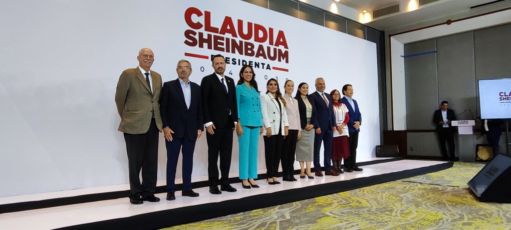 CLAUDIA SHEINBAUM PLANTEA CON LAS Y LOS GOBERNADORES DEL OCCIDENTE DEL PAÍS TEMAS DE AGUA, CARRETERAS, FERROCARRILES Y TRANSPORTE PÚBLICO COMO PROYECTOS&nbsp;ESTRATÉGICOS