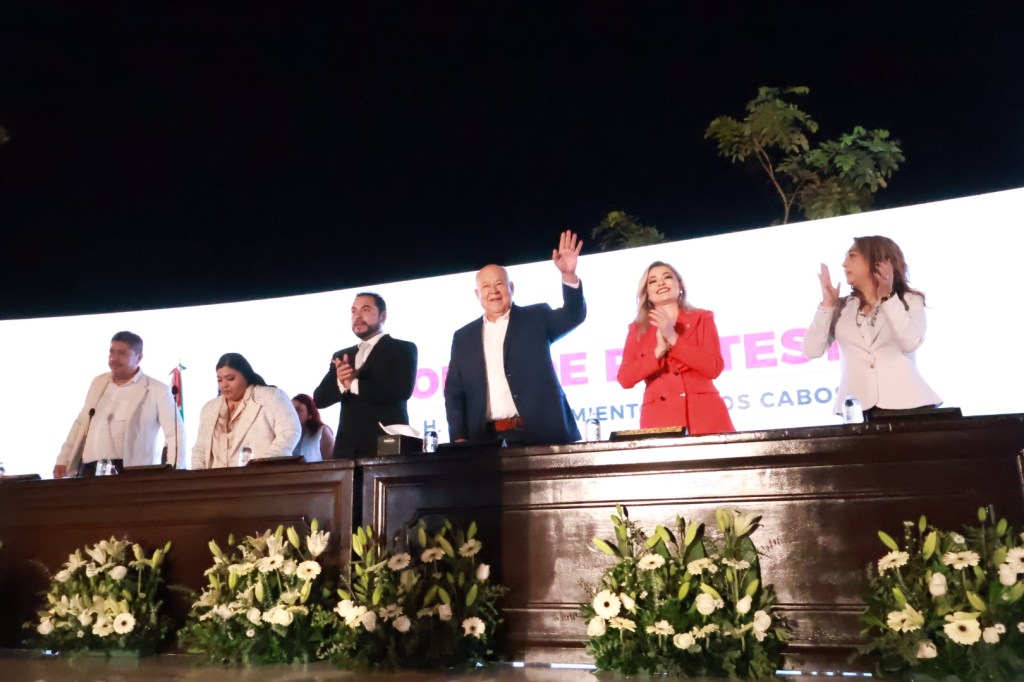 JUNTOS CONSTRUIREMOS EL BIENESTAR DE LAS Y LOS CABEÑOS: VMCC