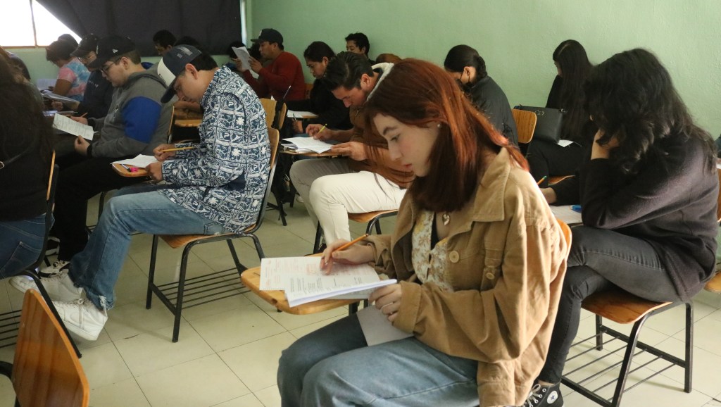 ATIENDE PREPARATORIA ABIERTA DE SEP A MÁS DE 3 MIL PERSONAS EN BCS