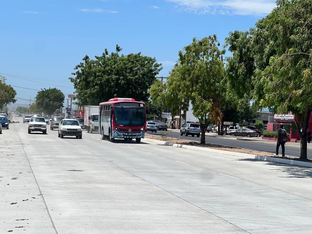 INVIERTE EL GOBIERNO DE BCS MÁS DE 2 MIL 174 MDP EN OBRAS VIALES