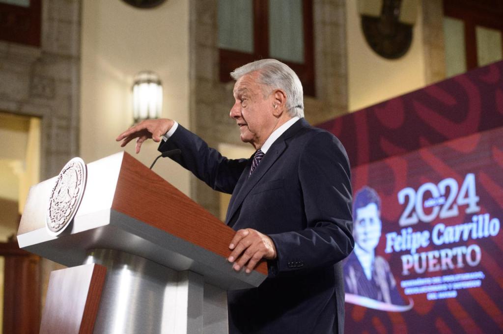«25 mil elementos auxilian a la población de Guerrero por tormenta tropical John»: AMLO