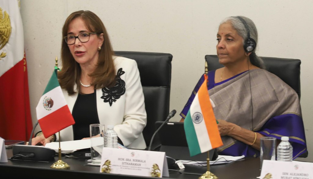 México está listo para recibir inversiones extranjeras, aseguran senadores