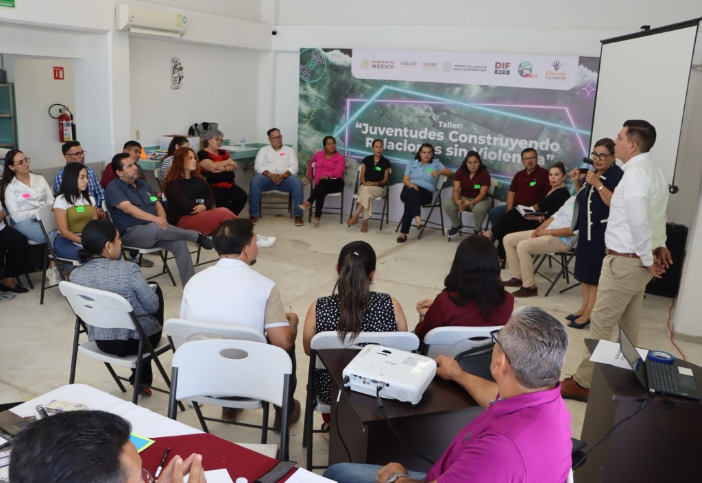 IMPARTE SEDIF 4° DIPLOMADO «DEMOCRACIA FAMILIAR Y COMUNITARIA»