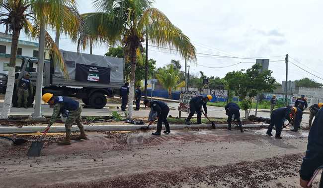 Marina continúa brindando apoyos en su Fase de Recuperación en los estados de Guerrero y Yucatán tras el paso del huracán John y Milton