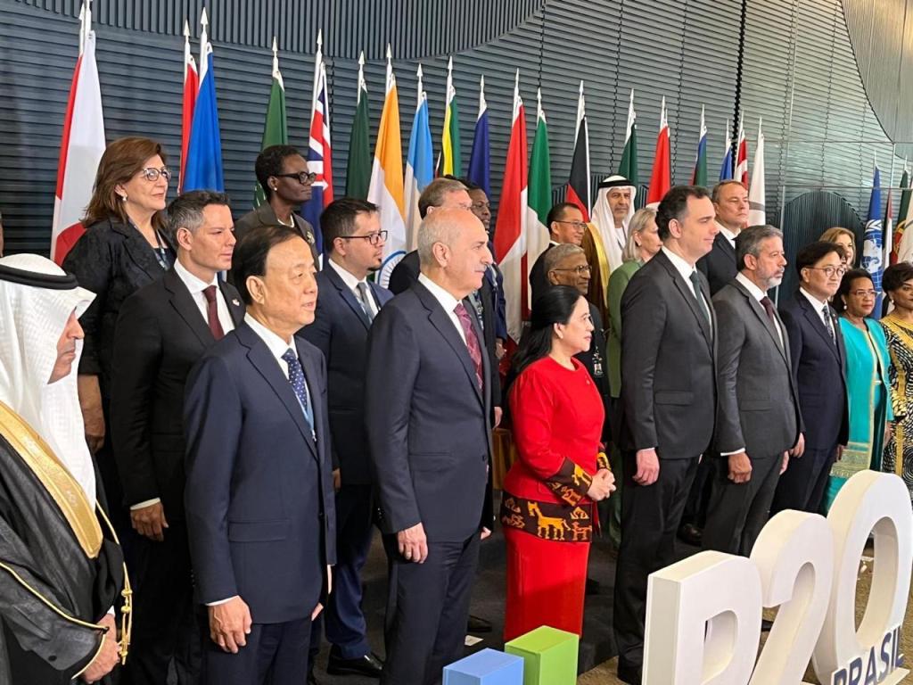 Alejandro Murat Hinojosa fortalece liderazgo de México en Cumbre de Presidentes de los Parlamentos del&nbsp;G20