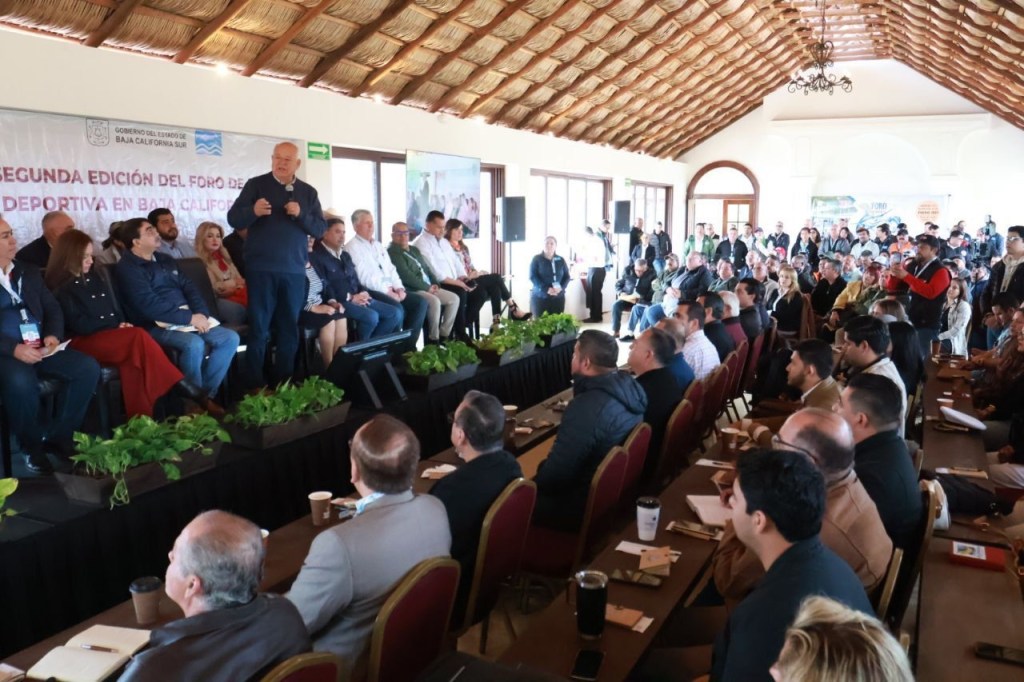 INAUGURA GOBERNADOR VÍCTOR CASTRO SEGUNDO FORO ESTATAL DE PESCA DEPORTIVA