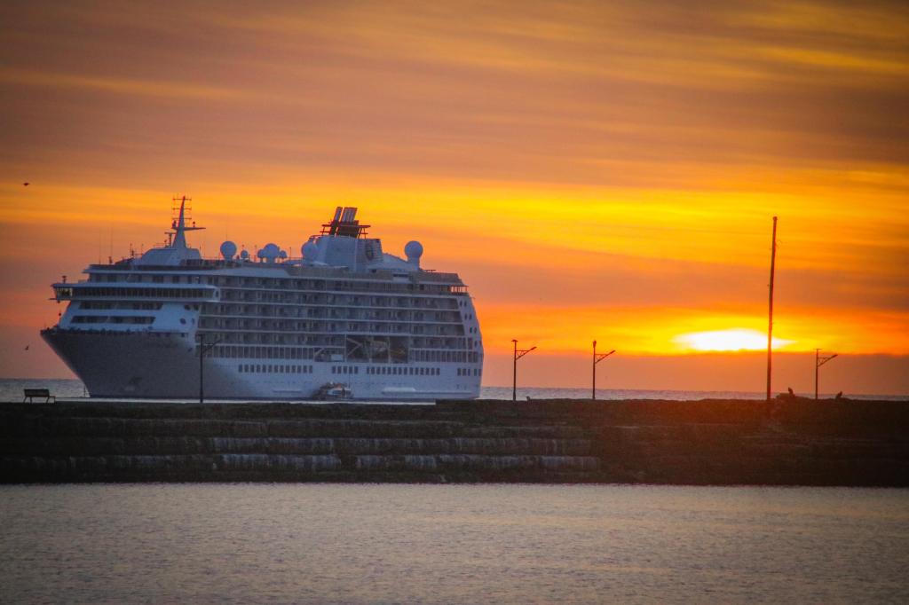 SANTA ROSALÍA, BAJA CALIFORNIA RECIBIÓ AL CRUCERO «THE WORLD»