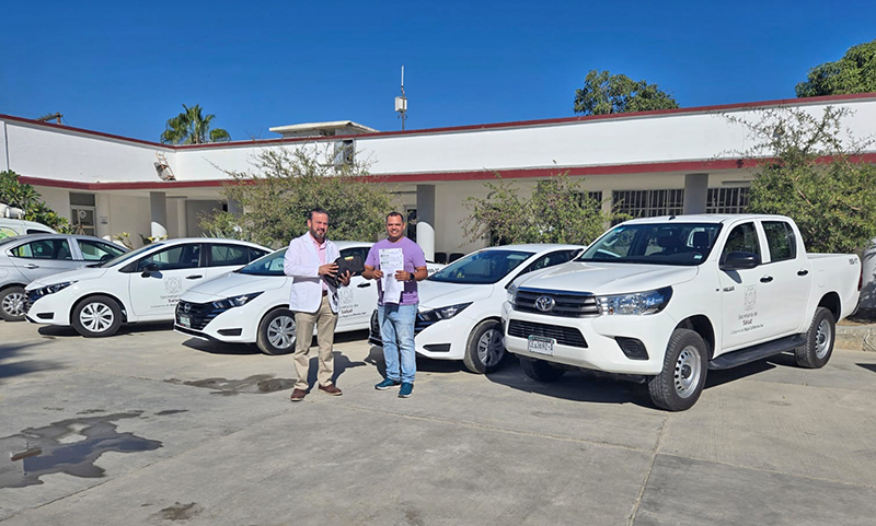 ENTREGÓ GOBIERNO ESTATAL VEHÍCULOS NUEVOS A JURISDICCIÓN SANITARIA LOS CABOS