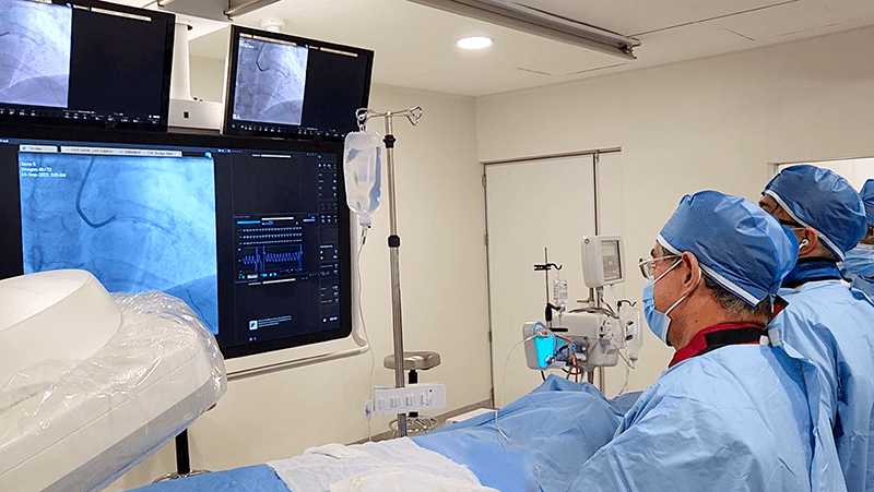 RECIBE HOSPITAL SALVATIERRA EQUIPO DIGITAL PARA REALIZACIÓN DE CATETERISMOS Y CIRUGÍAS DE CORAZÓN