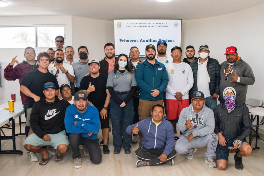 Capacitan a personal de Zofemat Los Cabos ante posibles emergencias en playas