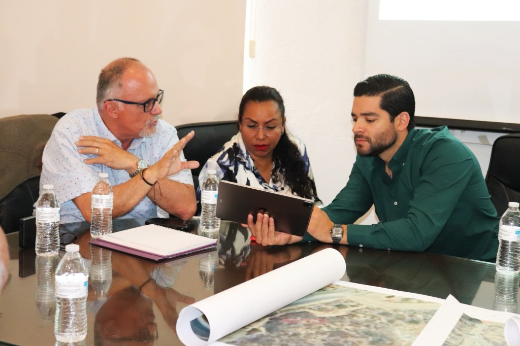 Analizan proyecto para la construcción de una glorieta en El Tezal; buscan agilizar movilidad