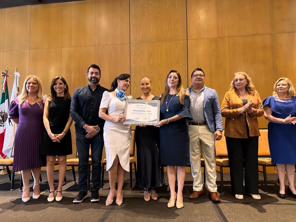 Refrenda Ayuntamiento de Los Cabosrespaldo a mujeres empresarias