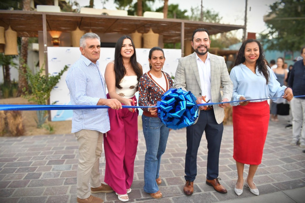 Inaugura alcalde Christian Agúndez segunda etapa del proyecto The Place At Cabo