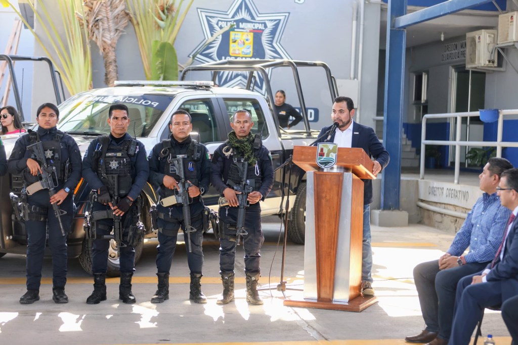 Refuerzan seguridad y limpieza en Los Cabos con equipo donado desde California EU
