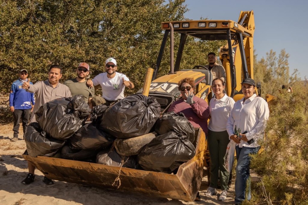 Con limpieza de arroyos, celebran con éxito Clean Up Day 2025 en Los Cabos