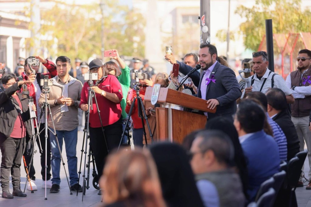 Reconoce alcalde Christian Agúndez lucha histórica de las mujeres