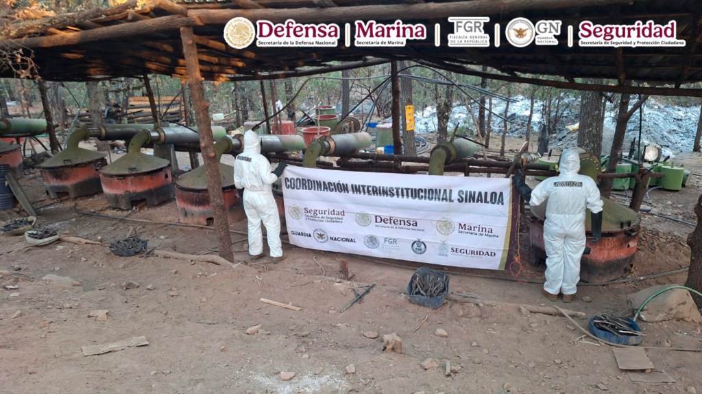 EN #ZACATECAS, SE ASEGURÓ UN MEGA LABORATORIO CLANDESTINO Y SUSTANCIAS QUÍMICAS PARA LA ELABORACIÓN DE METANFETAMINA