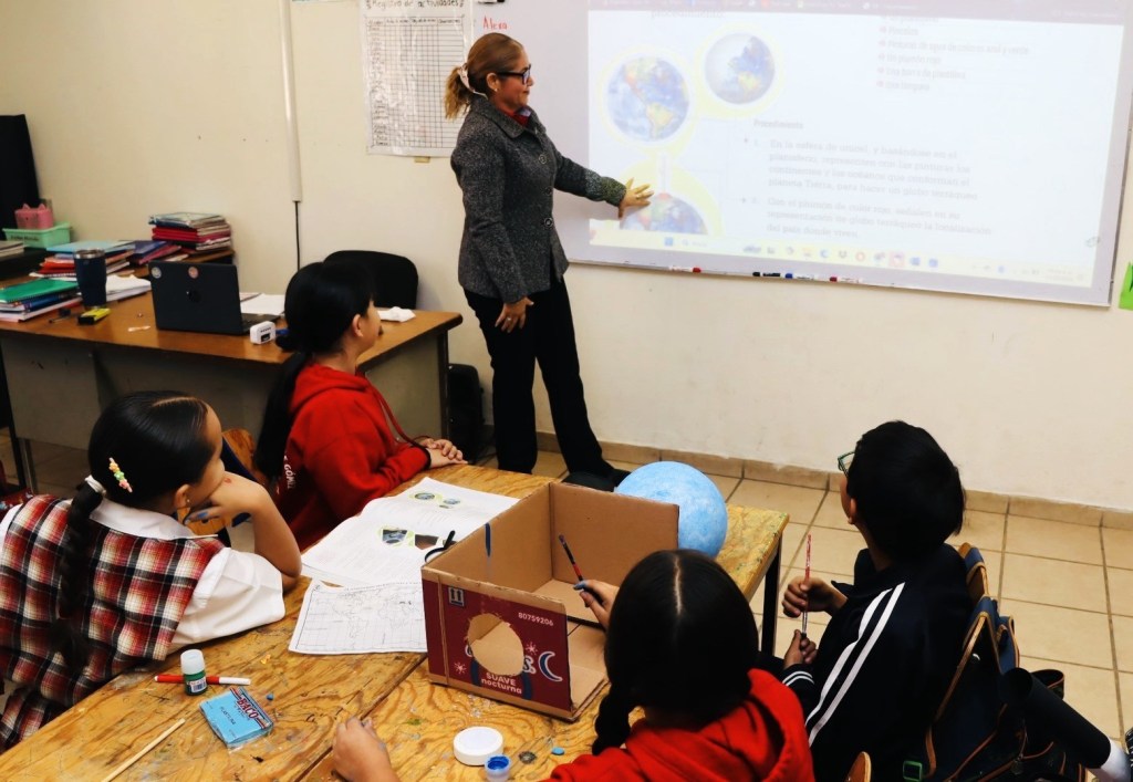 Asigna&nbsp;SEP&nbsp;936&nbsp;plazas definitivas y temporales en el ciclo&nbsp;2024-2025