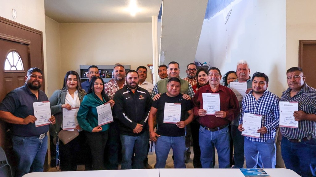 Entregan títulos de concesión a taxistas y realizan Jornada por la Paz en&nbsp;Vizcaíno