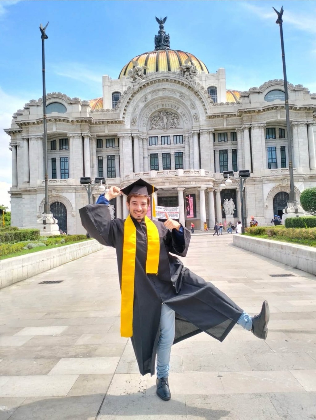 CON TÍTERES Y OBJETOS, LA COMPAÑÍA INTERDISCIPLINARIA CÓDIGO DE BARRAS CUENTA TODO TIPO DE&nbsp;HISTORIAS