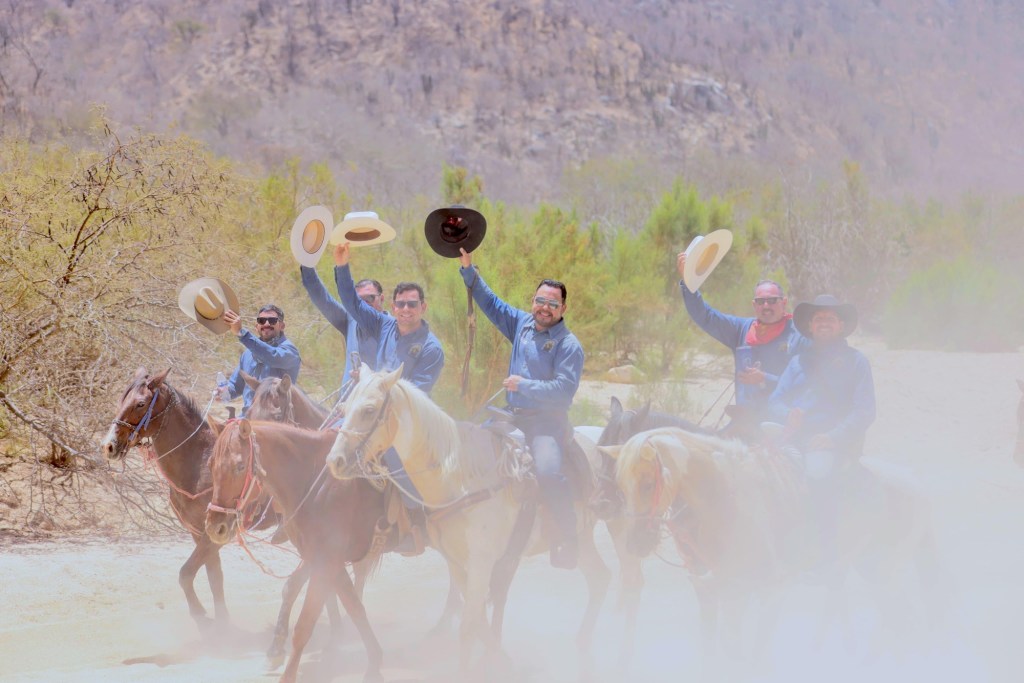 Con cabalgata&nbsp;tradicional, dan inicio Fiestas Tradicionales de El Sauzal&nbsp;2025&nbsp;