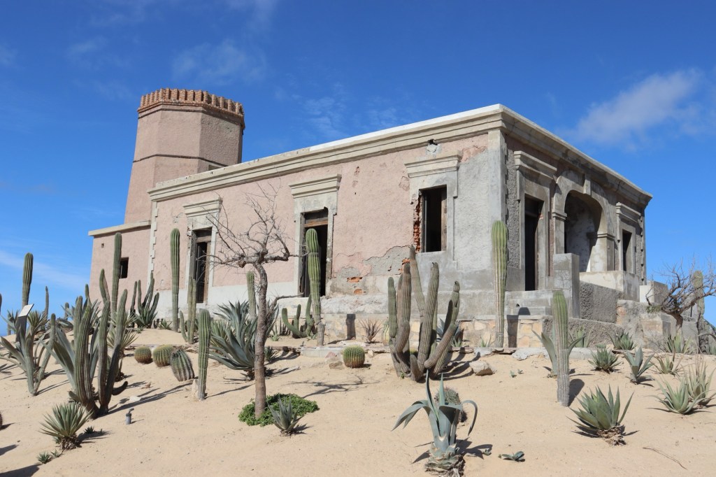 Conmemoran en Cabo San Lucas el 120° Aniversario del Faro Viejo de Cabo Falso y el 163° de la Batalla de&nbsp;Puebla