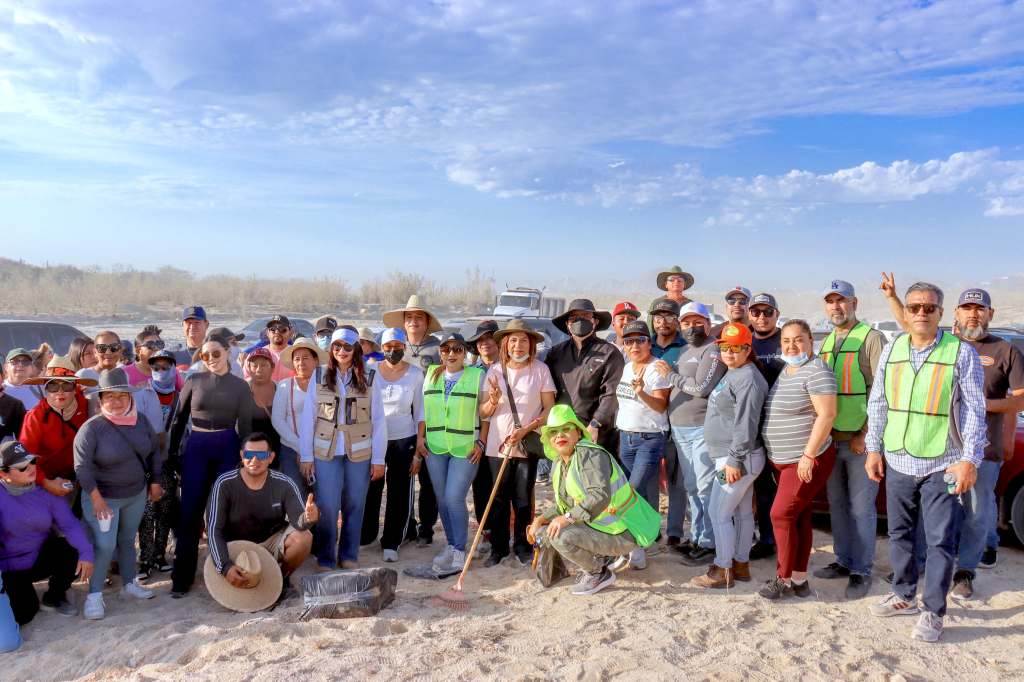 Con limpieza de arroyos avanza la campaña “Cada Mano Cuenta” en Cabo San&nbsp;Lucas