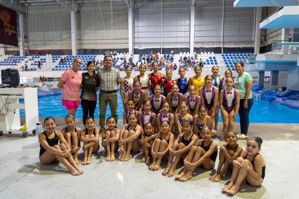La selección&nbsp;de natación artística&nbsp;de BCSlista&nbsp;para la Olimpiada&nbsp;Nacional