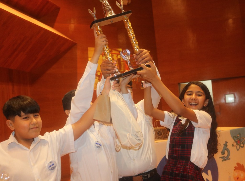 Gana&nbsp;primaria «Valentín Gómez Farías» de Comondú, concurso de&nbsp;conocimiento