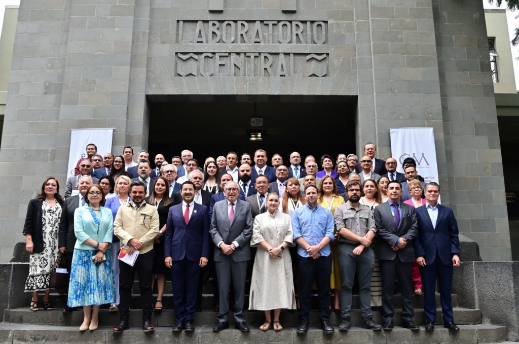 Secretaría de Salud firma convenios con Comisiones Estatales para impulsar homologación del Modelo Mexicano de Arbitraje&nbsp;Médico