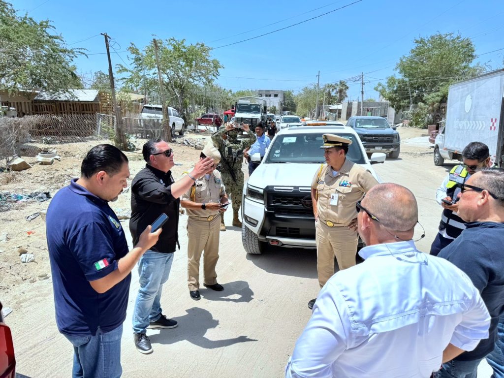 Autoridades municipales y Secretaría de Marina realizan recorrido por refugios temporales y zonas de alto riesgo en&nbsp;CSL