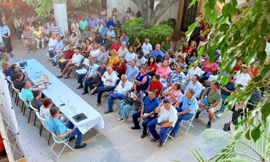 Historia y talento se funden durantepresentación editorial y exposición pictórica&nbsp;en San José del&nbsp;Cabo