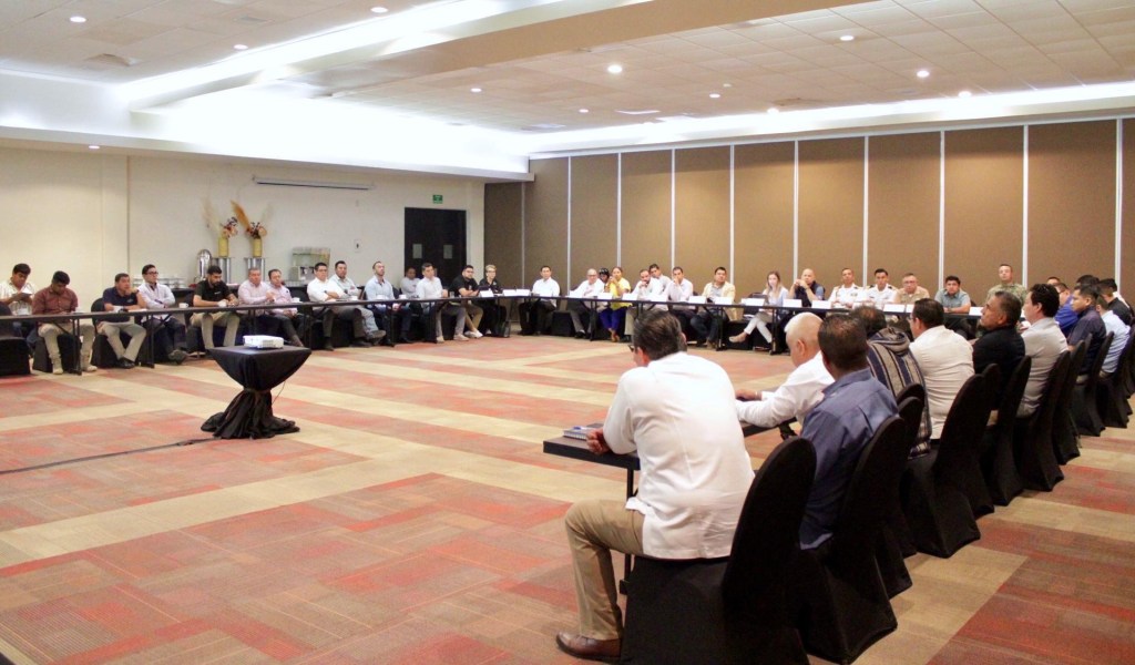 Autoridades&nbsp;municipales&nbsp;y sector hotelero&nbsp;se coordinan&nbsp;para garantizar la seguridad en playas de Los&nbsp;Cabos