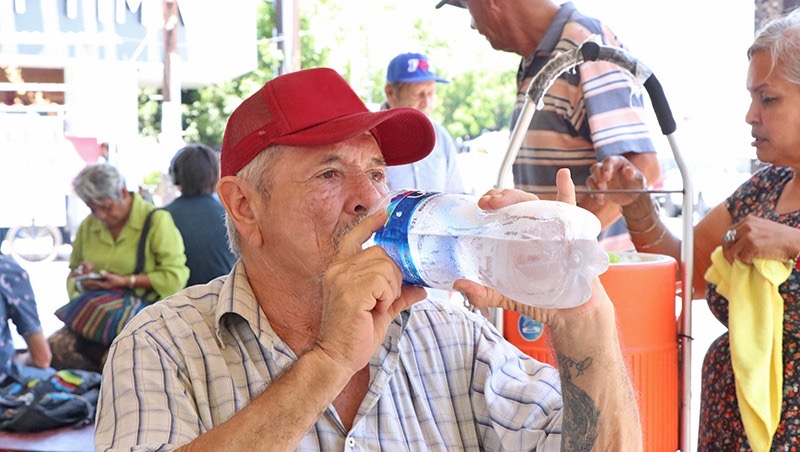 Exhorta sector salud a seguir medidas preventivas ante la temporada de&nbsp;calor