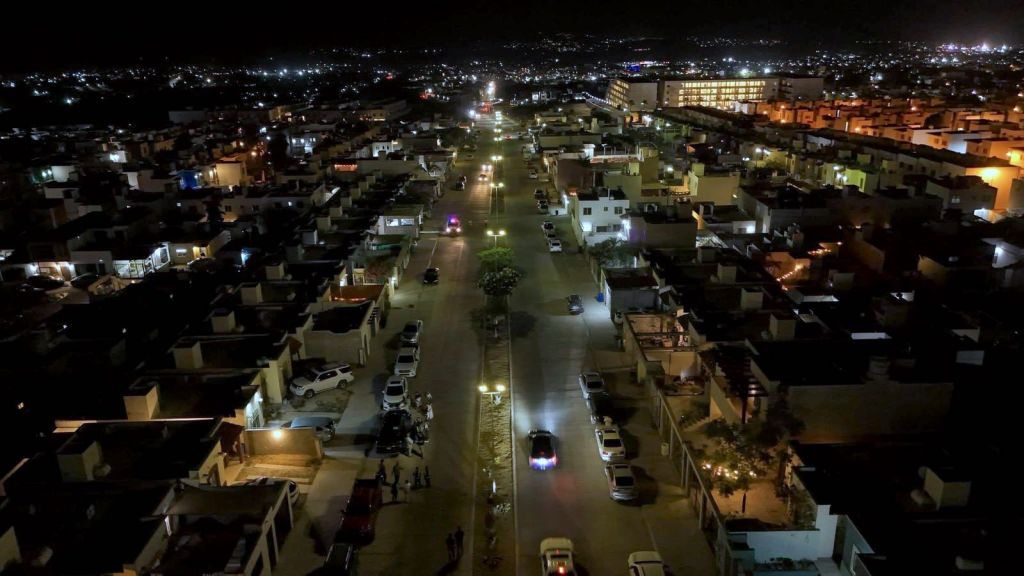 Atiende alcalde de Los Cabos Christian Agúndez solicitud de vecinos de Monte&nbsp;Real.