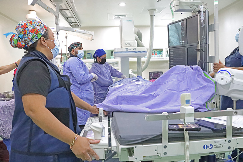 Realizan cateterismos pediátricos en la nueva unidad de hemodinamia del Hospital&nbsp;Salvatierra